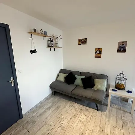 Apartment Dans Village Typique Du Sud Lespignan